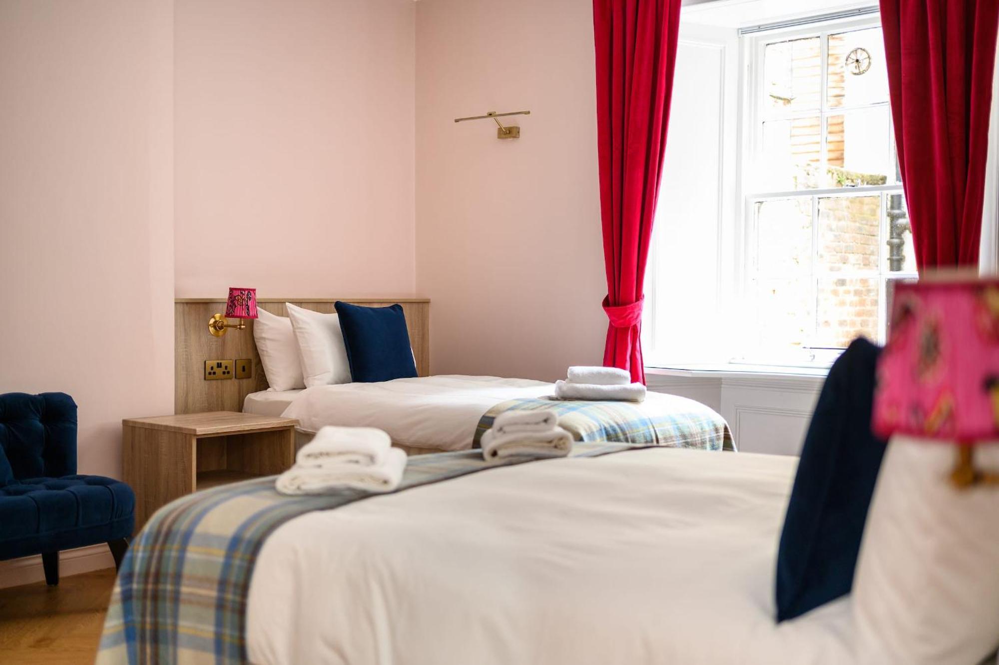 Queen Charlotte Guesthouse Edimburgo Esterno foto