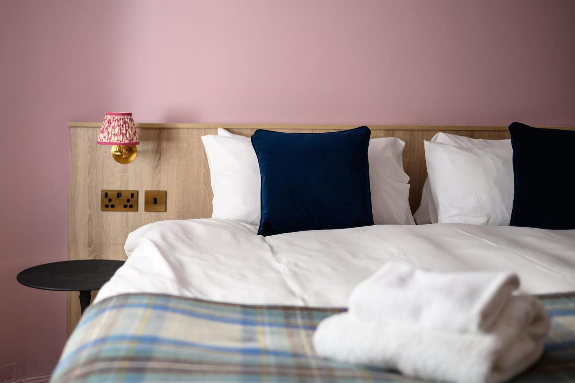 Queen Charlotte Guesthouse Edimburgo Esterno foto