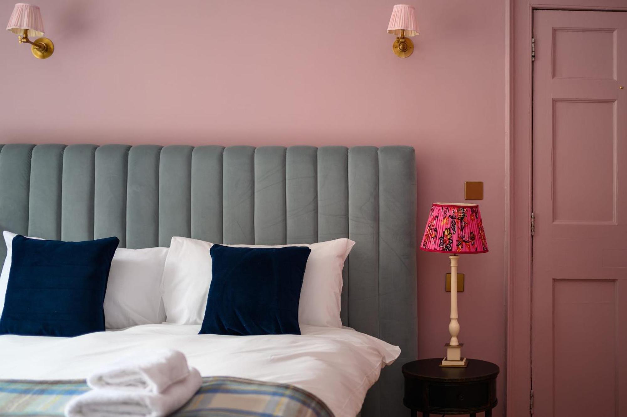 Queen Charlotte Guesthouse Edimburgo Esterno foto